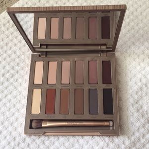 Authentic Urban decay NAKED ultimate basics